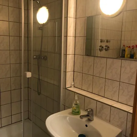 Zuhause In Lindenau - Vollmoebliert - Bei Dkn * Lipsk